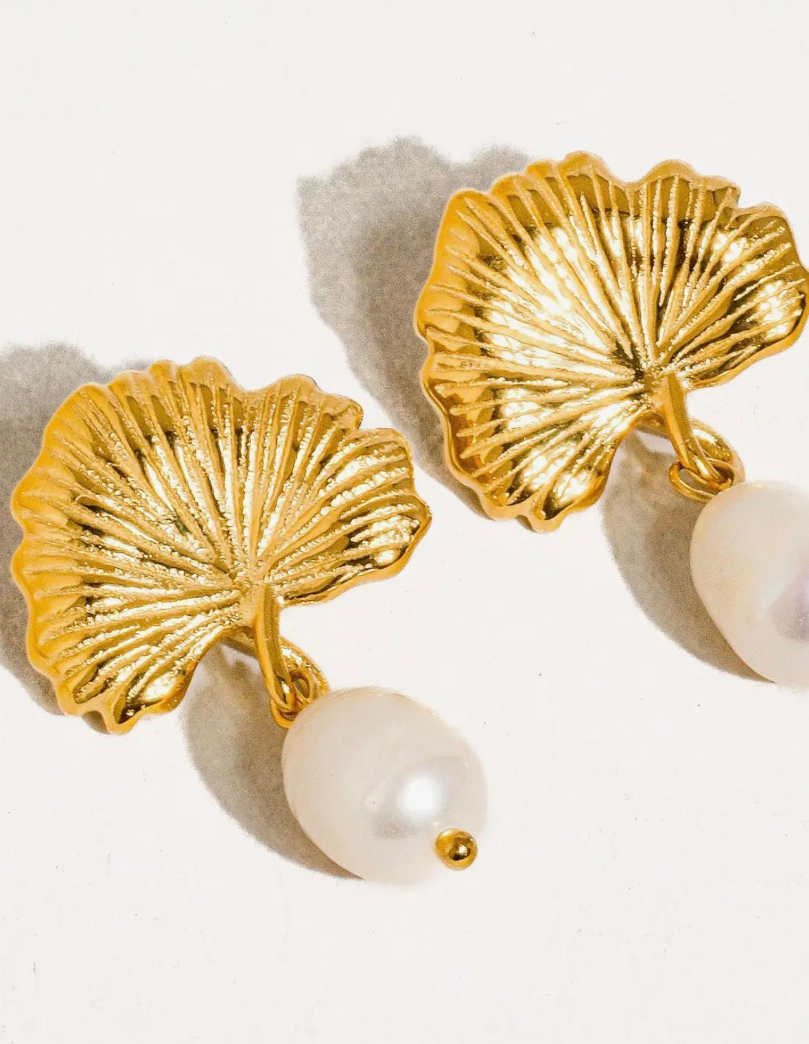 Beatrice Gingko 18K Gold Earrings