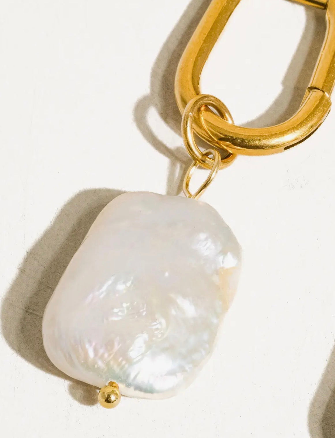 Zaina Pearl 18K Gold Earrings